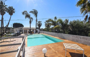 Awesome home in Scicli with Outdoor swimming pool, WiFi and 4 Bedrooms, Scicli